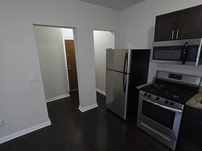 88 Van Reypen — Photo 3