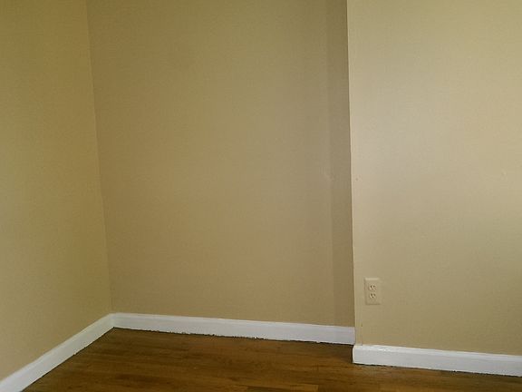 5th image of 143 Thomas S Boyland St #22L
