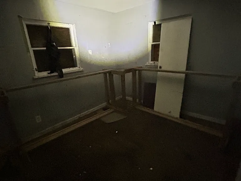 1320 Williams St — Photo 5