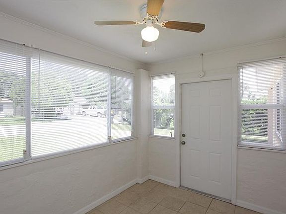 3rd image of 113 Prospect Ave