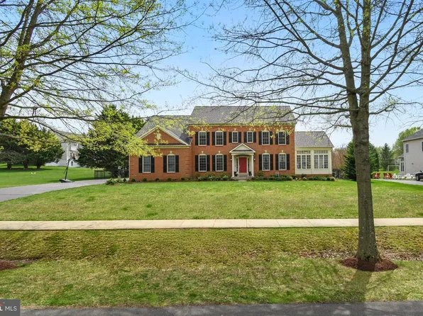 509 Firestone Dr, Ashton, MD 20861