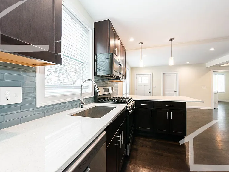 116 Jerome St #120 — Photo 6