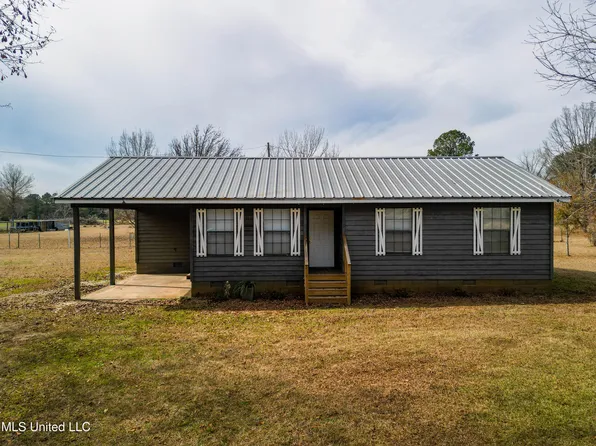 300 Easley Rd, Lucedale, MS 39452