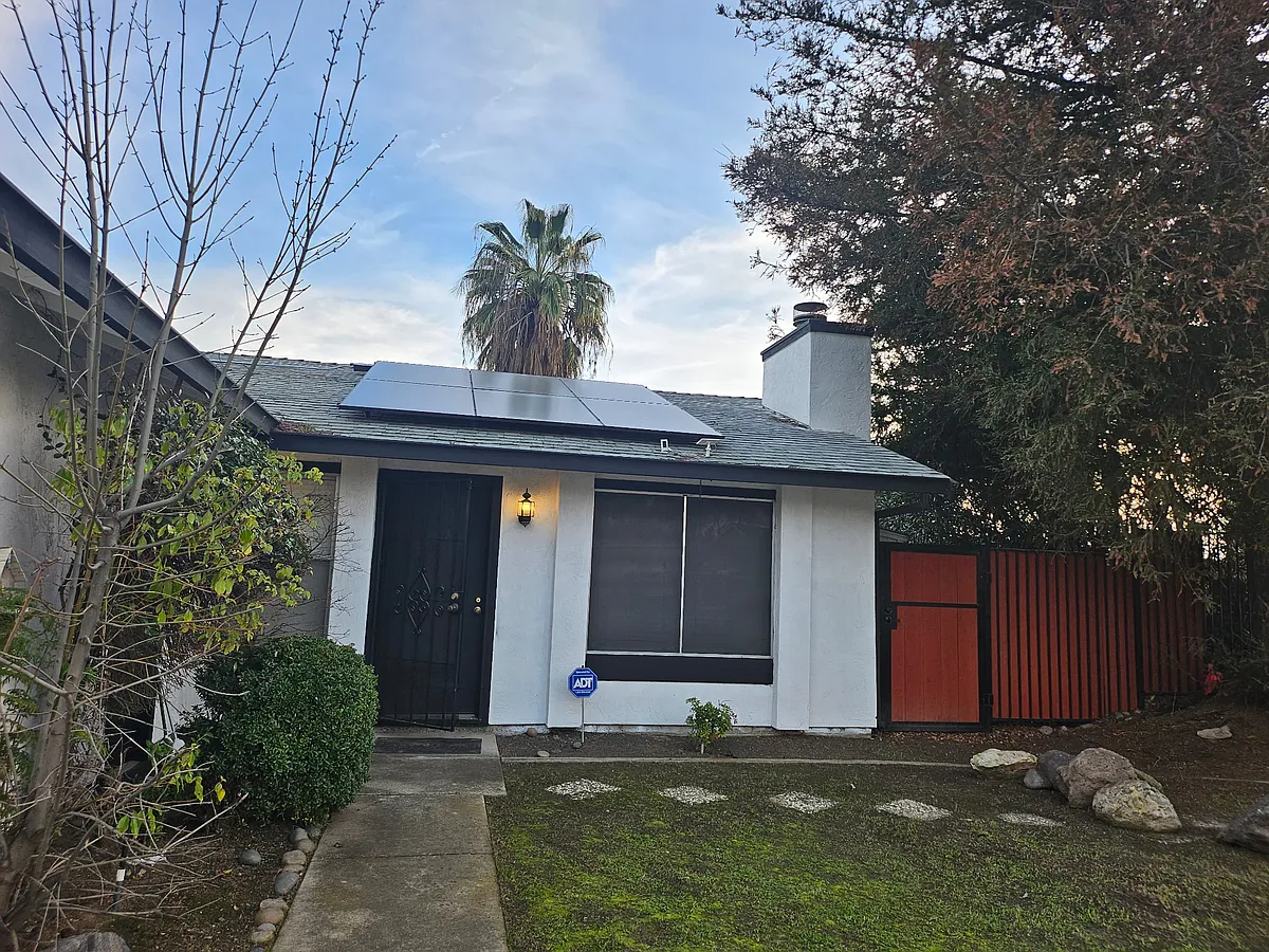 Building Photo - 310 Yosemite Dr