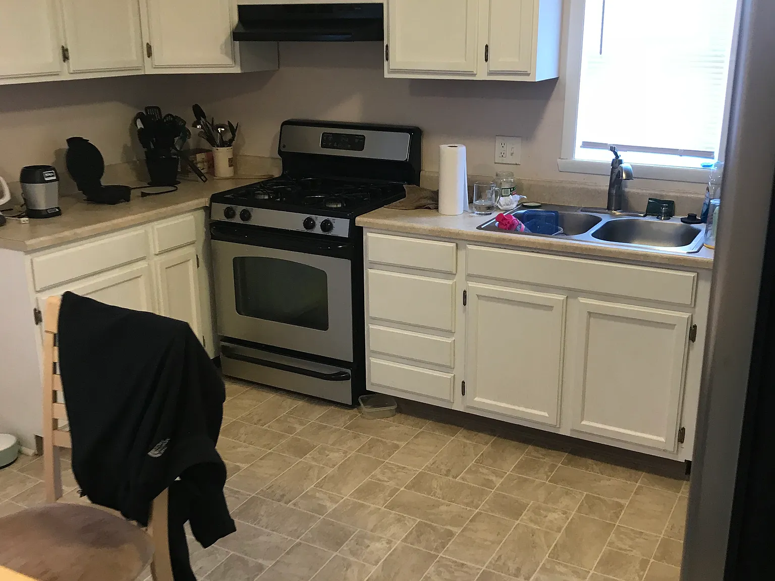 3 bed, 1244 sqft, $1,400 — Photo 4