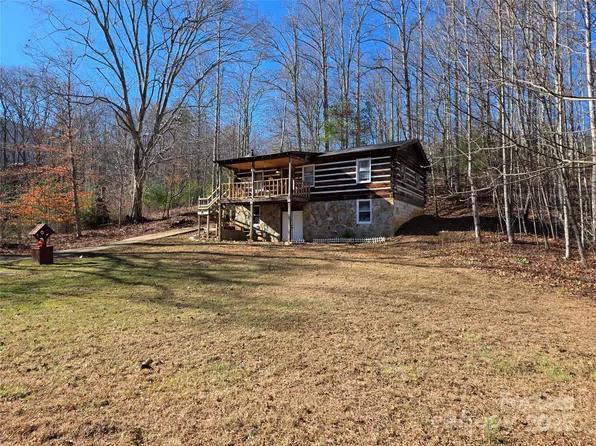 536 Hickory Springs Rd, Burnsville, NC 28714