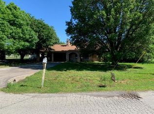 420 W 7th St, Justin, TX 76247