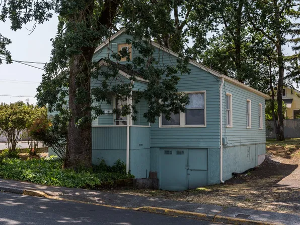 115 N 20th St, Saint Helens, OR 97051