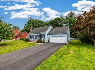 4 Village St, Bristol, CT 06010