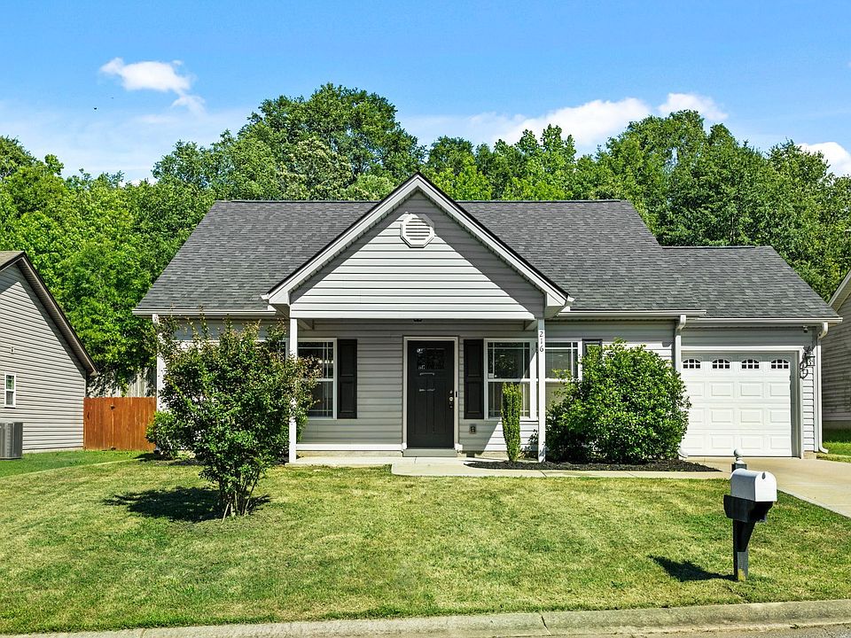 1st image of 216 Basswood Dr