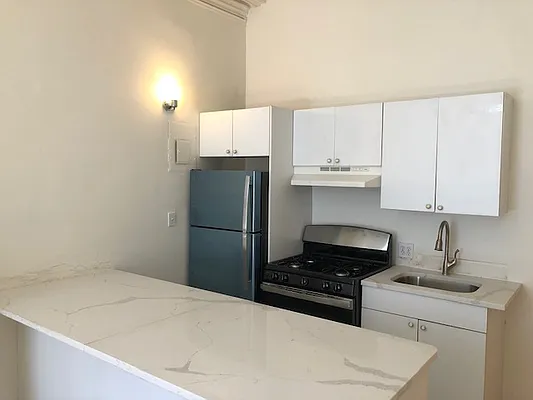 Rented by Friedman Roth Realty | media 12