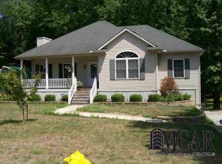 6826 Sarah St, Temperance, MI 48182