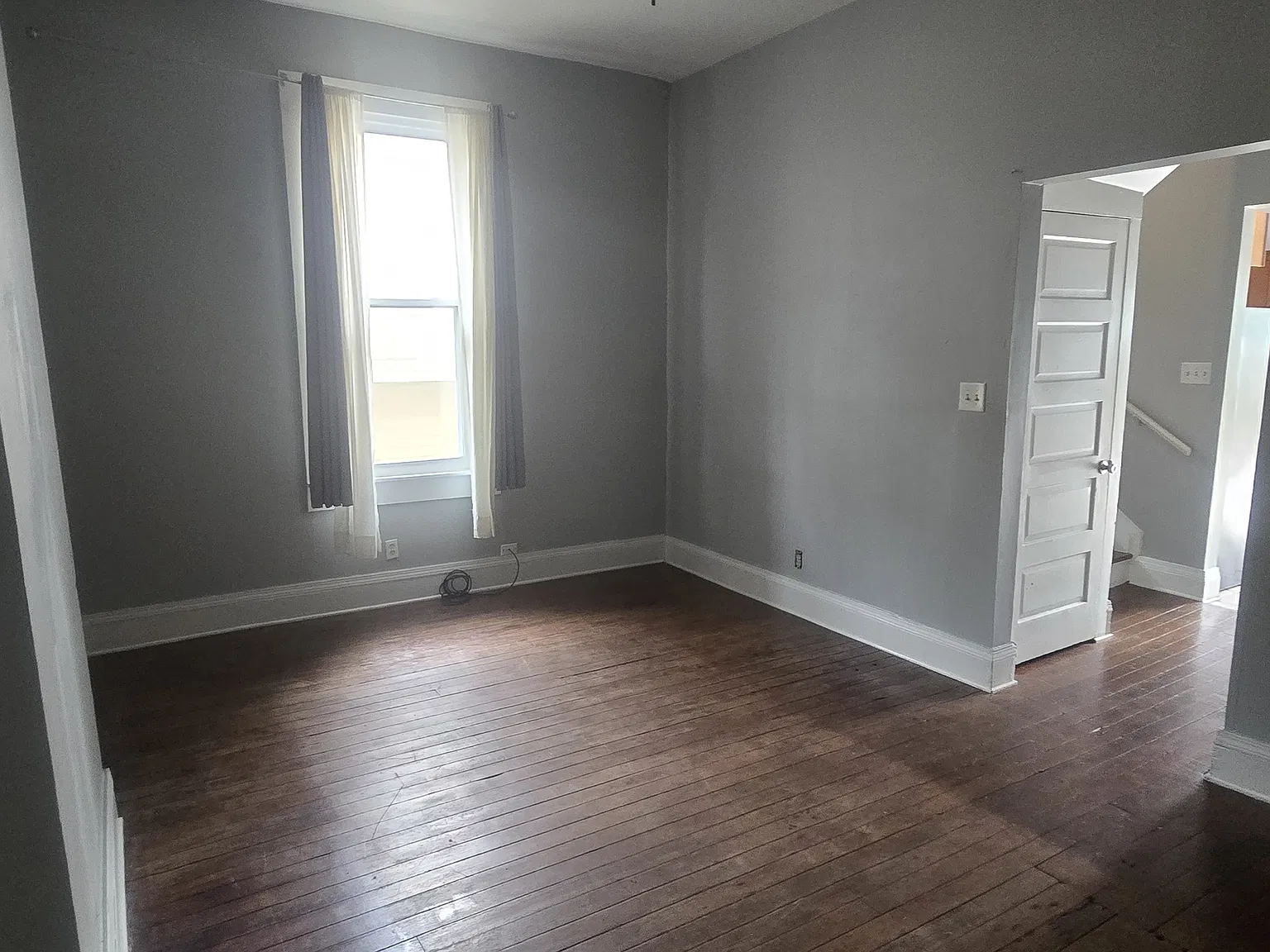 2 bed, 1.5 bath, 1200 sqft, $1,500 — Photo 3
