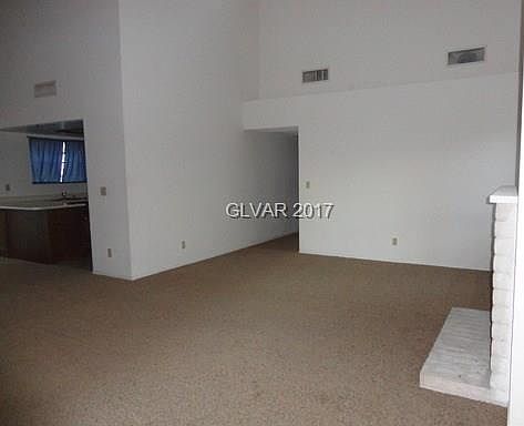 3rd image of 527 Battle Mountain Dr #0