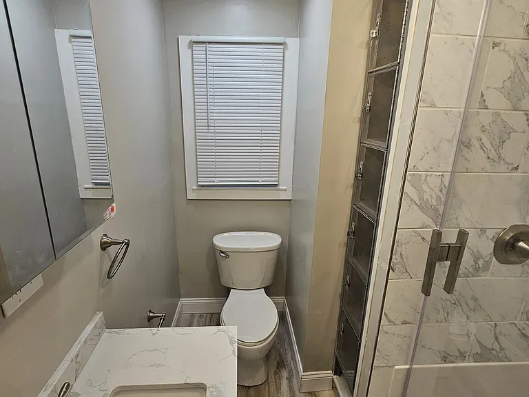 804 E Stewart St — Photo 30