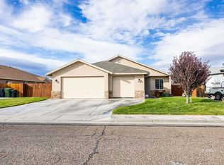 404 Olive Ave, Ridgecrest, CA 93555