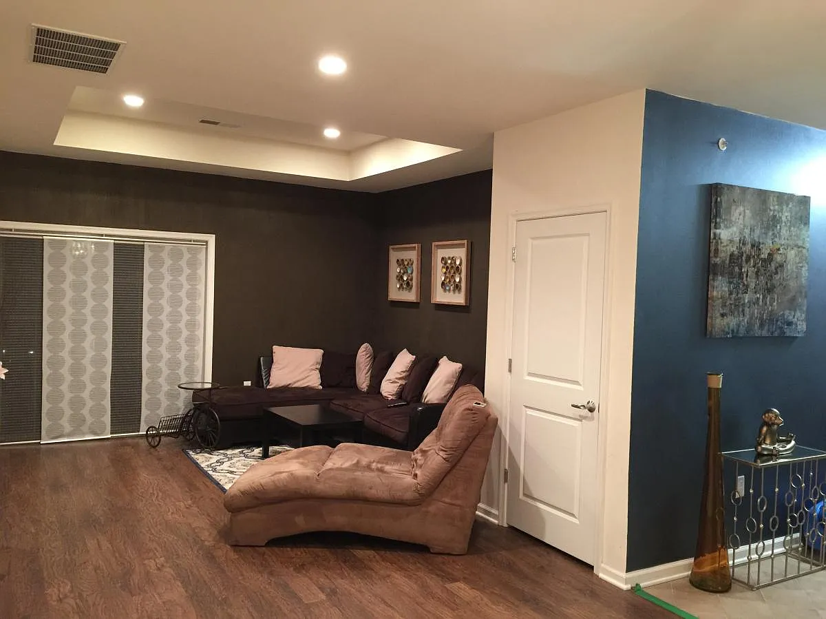 Living Area- 2 - 646 Doral Ct