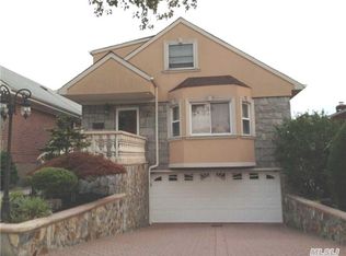 16044 25th Dr, Flushing, NY 11358