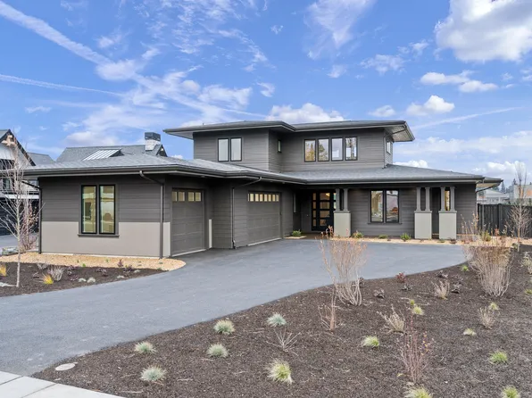 3273 NW Celilo Ln, Bend, OR 97703