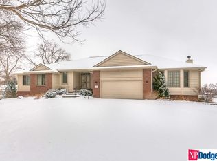 2209 La Platte Rd, Bellevue, NE 68123