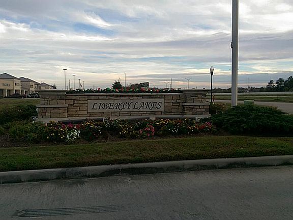 2nd image of 15510 Satsuma Point Ct