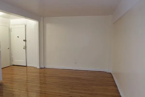 Rented by Bohemia Realty Group | media 19