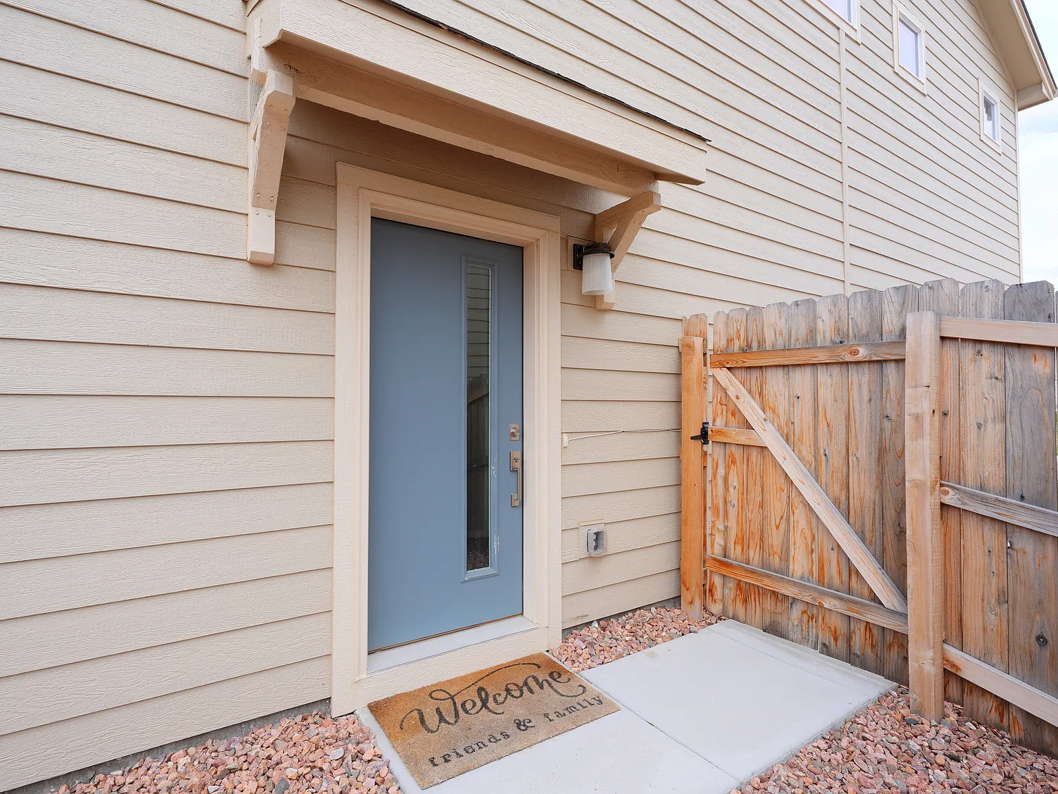 2 bed, 1108 sqft, $2,200 — Photo 3