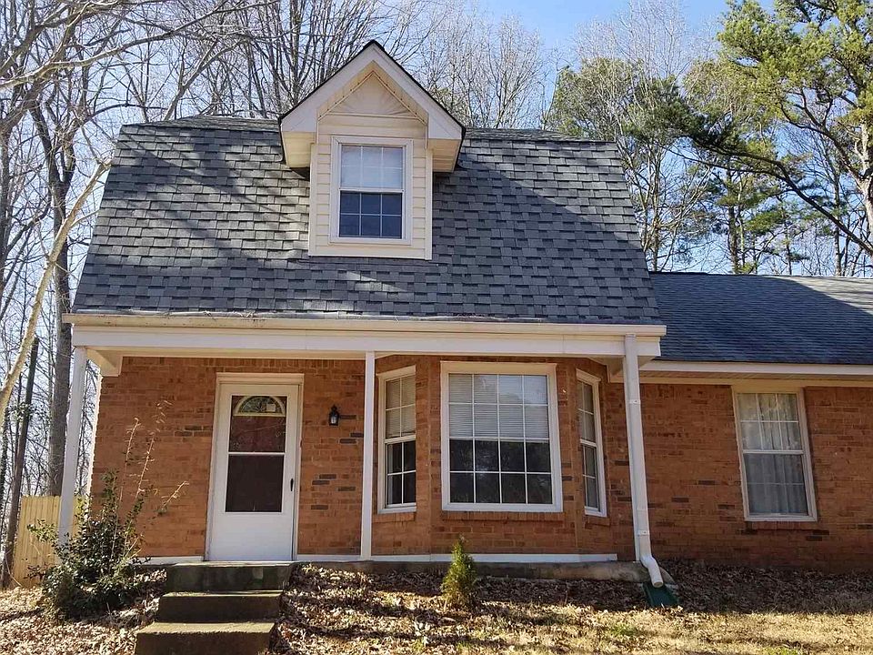 1st image of 4923 Farmstead Ct NE