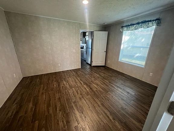 4th image of 250 SE Laurel St #2323