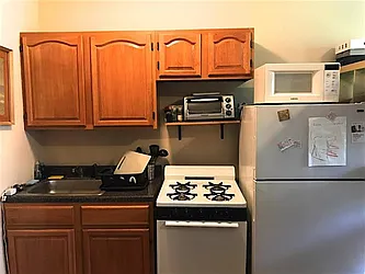 Rented by Friedman Roth Realty