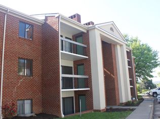 1030 Blue Ridge Dr APT 11, Harrisonburg, VA 22802
