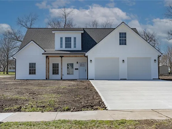 605 N Mead St, Cameron, MO 64429