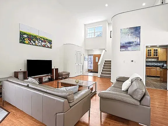 7 Sanctuary Dr #A — Photo 15