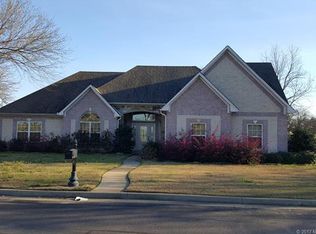 28 Wilderness Rd, Calera, OK 74730