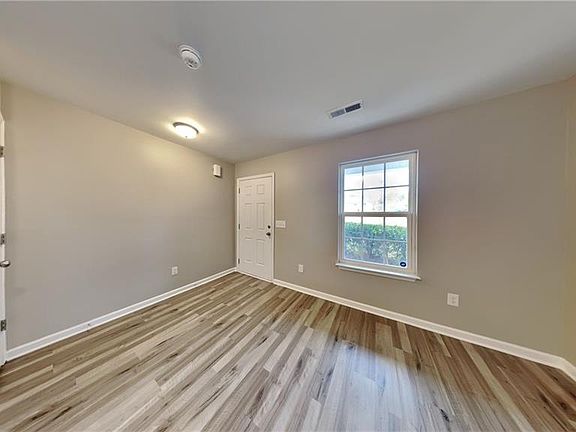2nd image of 257 Christopher Dr