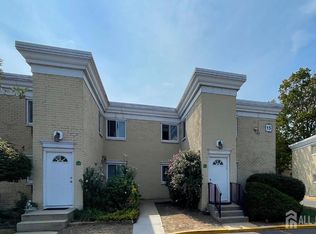 15 Lake Ave APT 5A, East Brunswick, NJ 08816