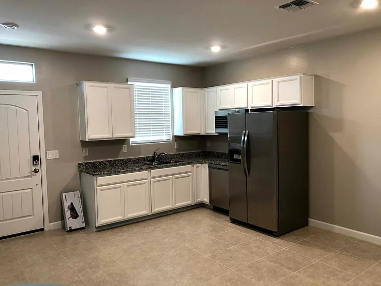 276 W Organ Pipe Dr #B — Photo 3
