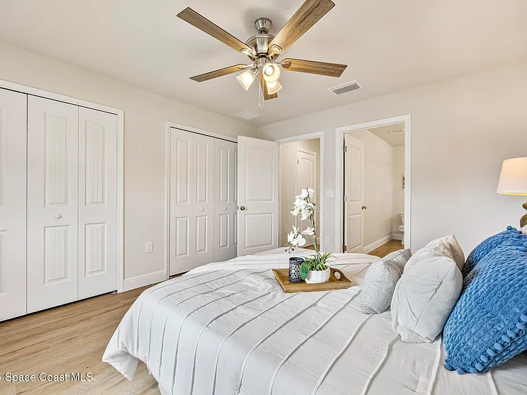 198 Hidden Woods Pl — Photo 13