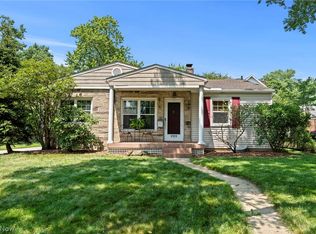 2353 Chestnut Blvd, Cuyahoga Falls, OH 44223