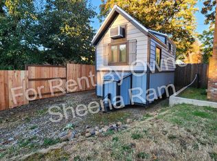 2419 SE 130th Ave #1A, Portland, OR