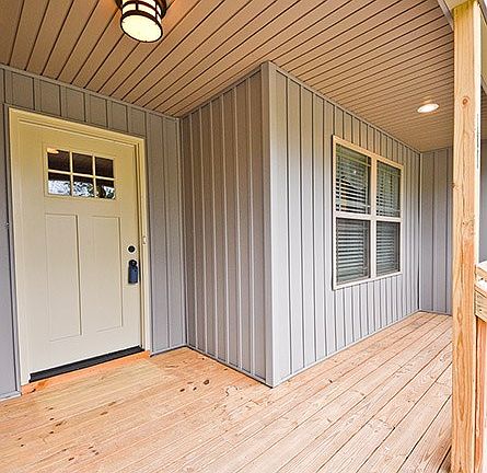2nd image of 124 Briar Meadow Trl SE