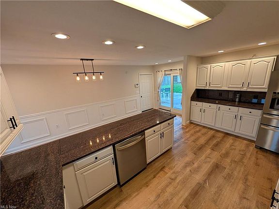 4th image of 8645 Courtland Dr