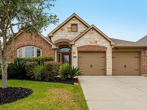 2nd image of 26322 Serenity Oaks Dr