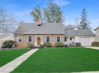 627 Spring Dr, West Bend, WI 53095