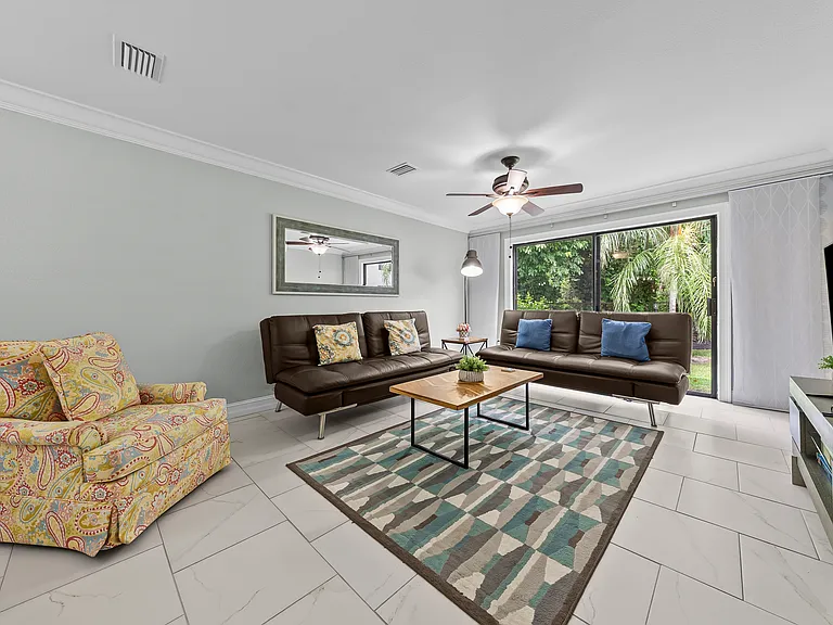 5312 Treetops Dr #H-102 — Photo 3