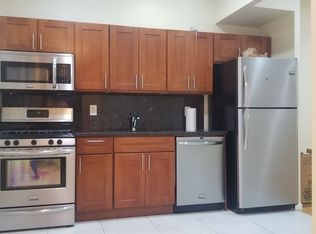 666 Washington Ave #1R, Brooklyn, NY 11238