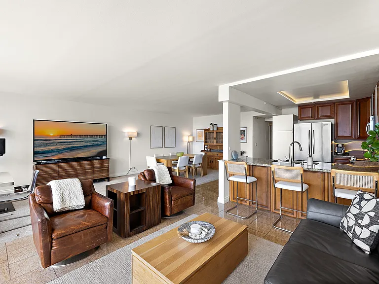 405 Avenida Granada — Photo 7
