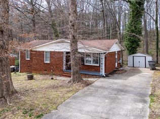 1418 Nottingham Rd, Kannapolis, NC 28081