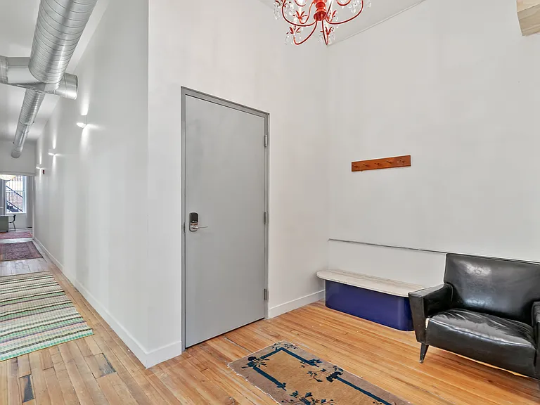 1016 5th Ave #3 — Photo 4