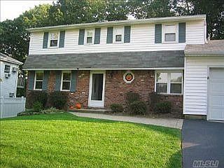 1st image of 106 Boxwood Dr